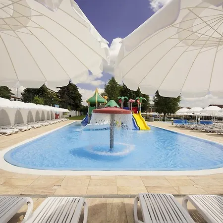 ホテル Glicini ピネローロ