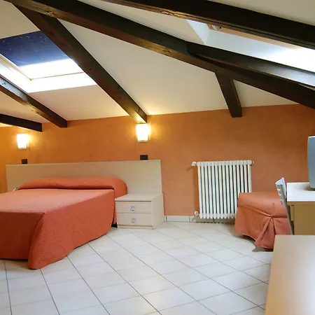 Glicini 4*